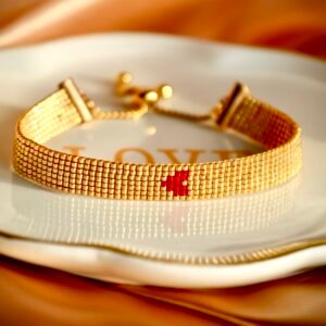 Bracelet Hana Heart en perles Miyuki, motif cœur rouge sur fond doré